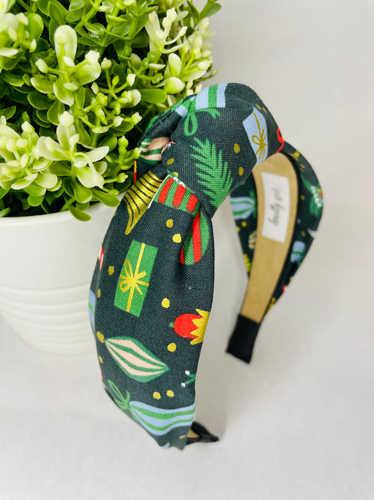 Deck the Halls- Evergreen