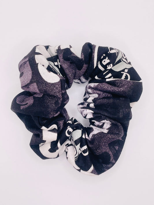 Raiders Scrunchie